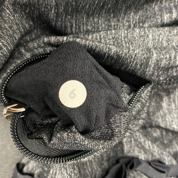 ⭐️Lululemon Run Free Ruffle Back Tank [722] - Picture 8 of 9